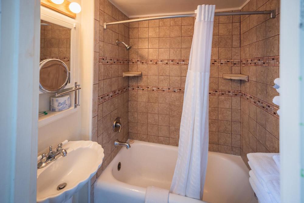 Nevada & Gambling Hall Hotel 3*