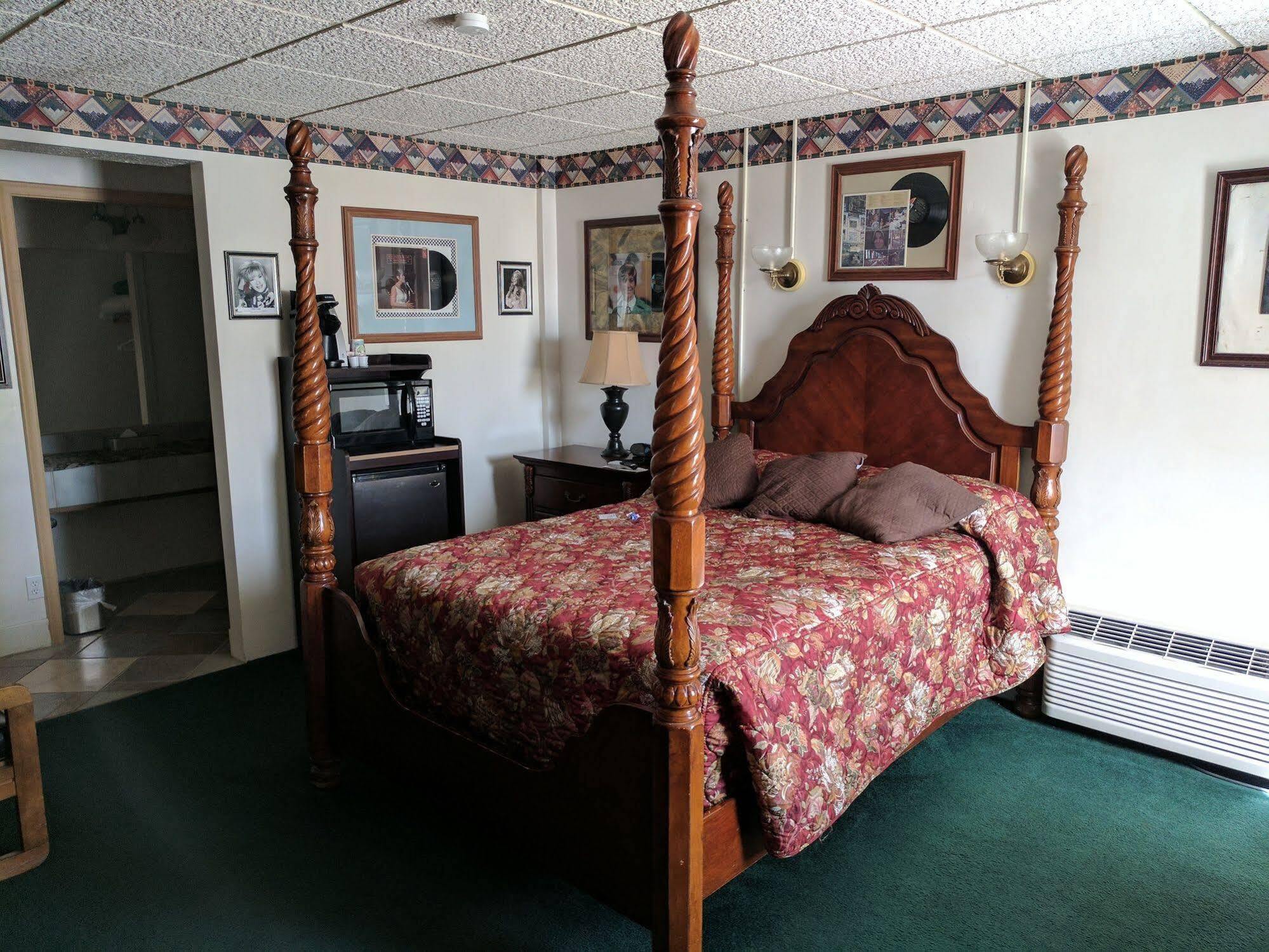 Nevada & Gambling Hall Hotel